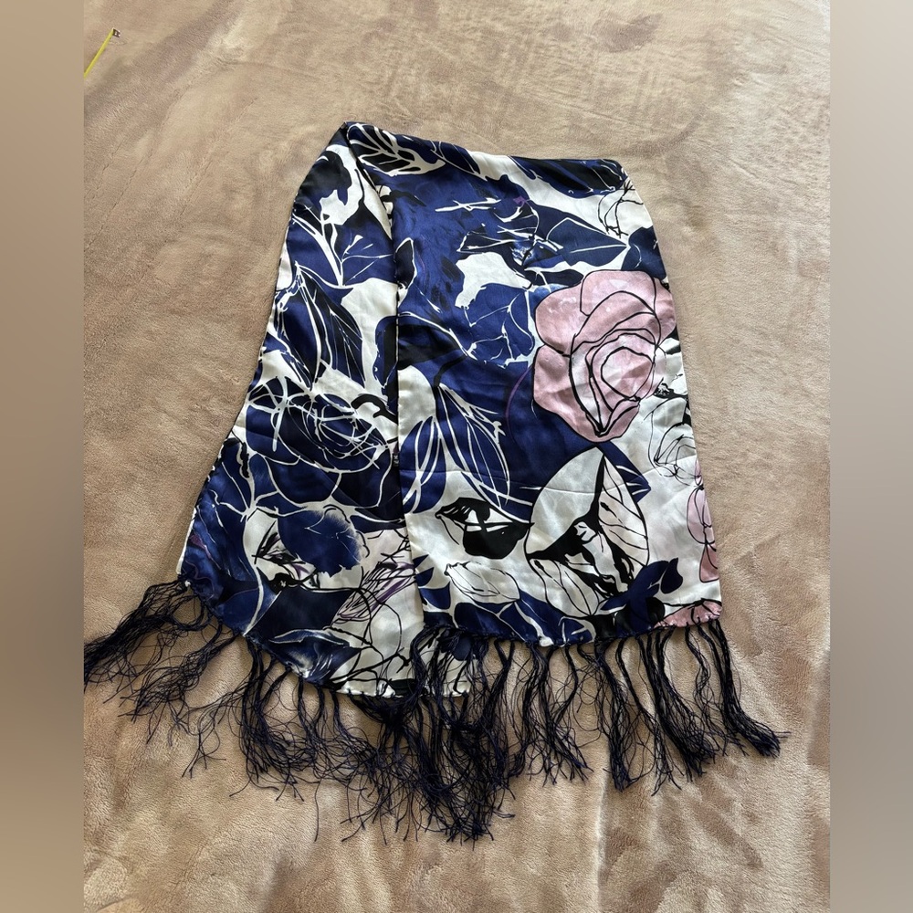 Floral Pattern 100% Silk Double Sided Fringed Scarf NWOT